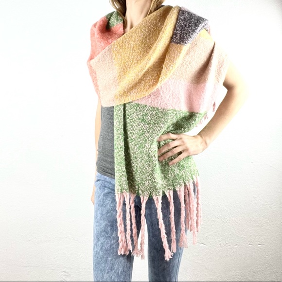 SHIRALEAH |🧣Earthy Tones Striped Color Block Super Soft Fringe Wnds Scarf Wrap - Picture 2 of 8